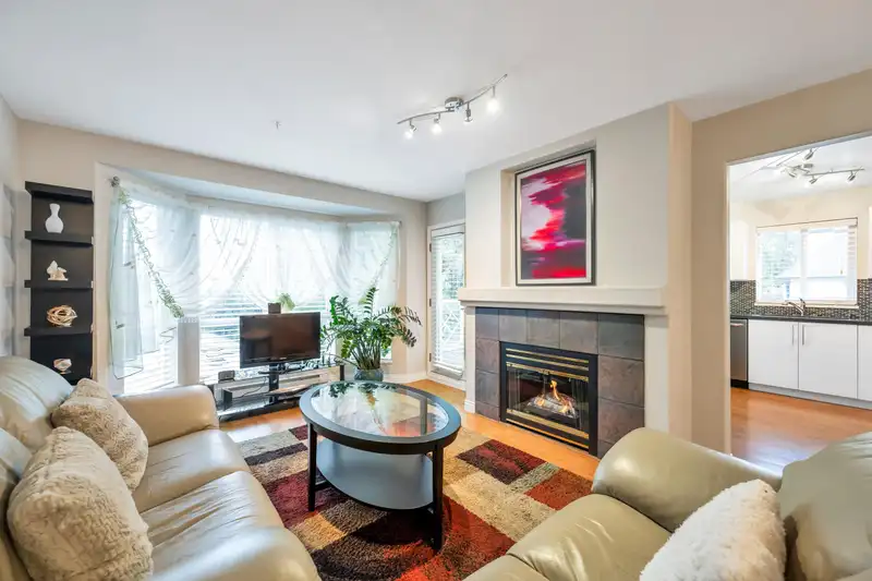 305 9979 140 STREET - photo 1 of 28