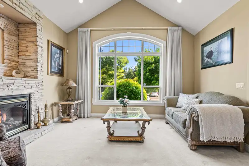 16668 63A AVENUE - photo 4 of 40