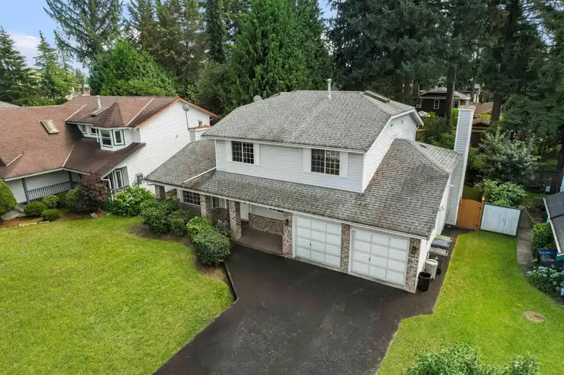 15450 92A AVENUE - photo 1 of 26