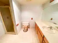 102 13894 102 AVENUE - thumbnail 8
