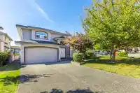 7953 155A STREET - thumbnail 1
