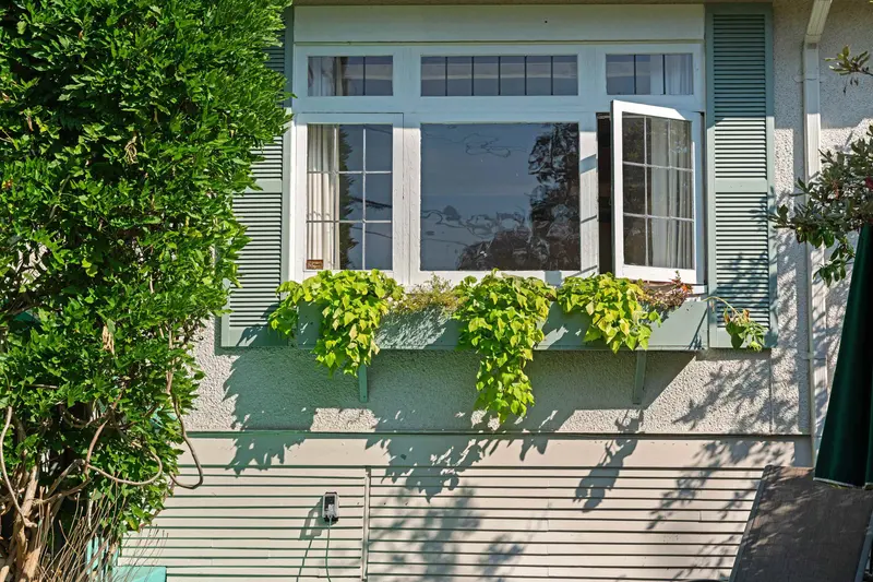 1376 11TH STREET - photo 3 of 25