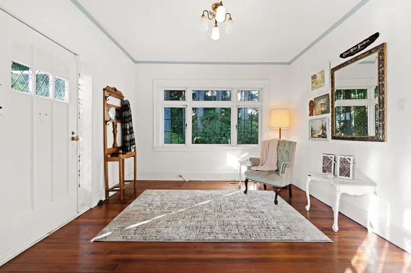 1376 11TH STREET - photo 4 of 25