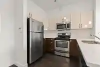 105 13555 GATEWAY DRIVE - thumbnail 3