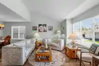 19 6885 184 STREET - thumbnail 3