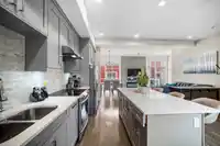 12 6945 185 STREET - thumbnail 1