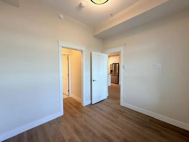 420 20926 83 AVENUE - photo 3 of 17