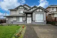 7596 144 STREET - thumbnail 1