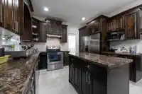 7596 144 STREET - thumbnail 15