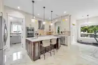 8245 144A STREET - thumbnail 7