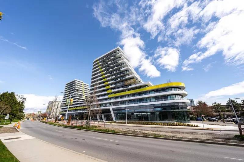 611 5788 GILBERT ROAD - photo 2 of 25