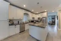 6686 195 STREET - thumbnail 8