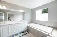 18270 CLAYTONWOOD CRESCENT - thumbnail 17