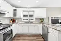 6428 188A STREET - thumbnail 8