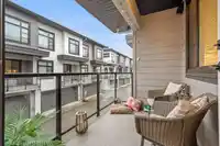 33 7127 193A STREET - thumbnail 15