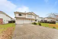 7565 123A STREET - thumbnail 2
