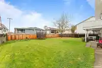 7565 123A STREET - thumbnail 31