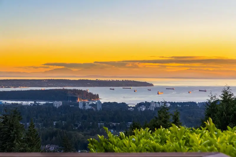 187 RONDOVAL CRESCENT - photo 4 of 25