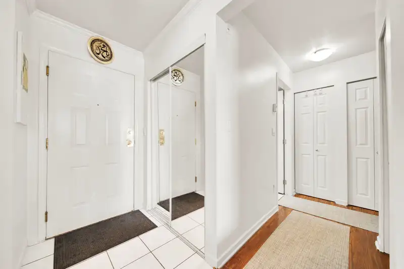 102 9765 140 STREET - photo 4 of 27