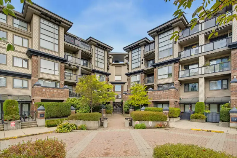 423 10866 CITY PARKWAY - photo 1 of 37