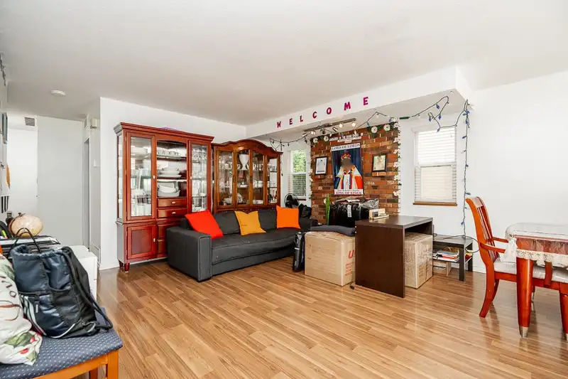 9667 155 STREET - photo 3 of 17