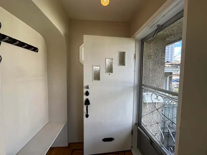 4472 TRIUMPH STREET - photo 3 of 25