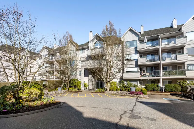 304 33718 KING ROAD - photo 1 of 25