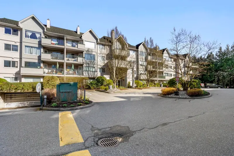 304 33718 KING ROAD - photo 4 of 25