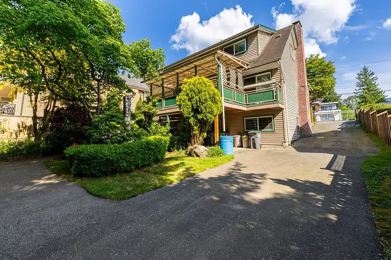 13911 KALMAR ROAD - photo 2 of 40