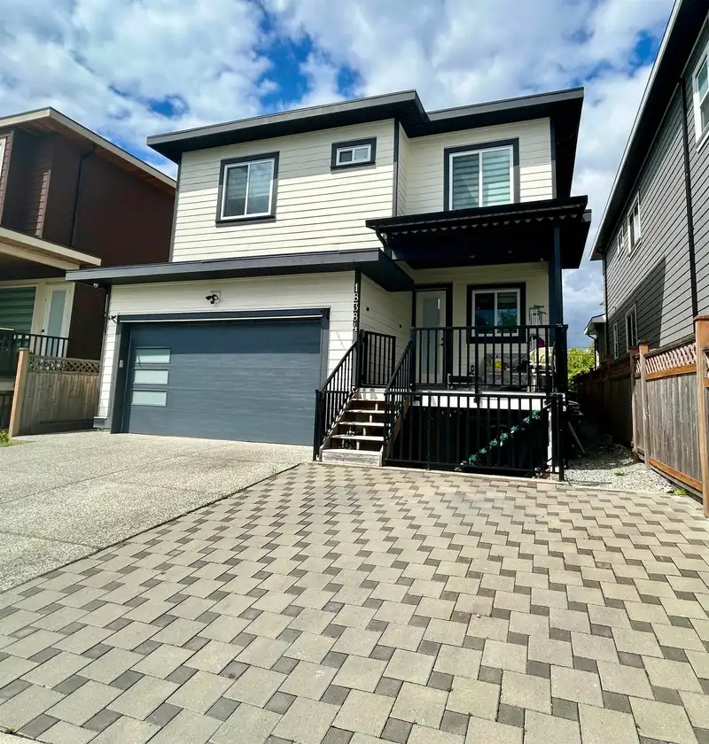 18384 60 AVENUE - photo 1 of 16