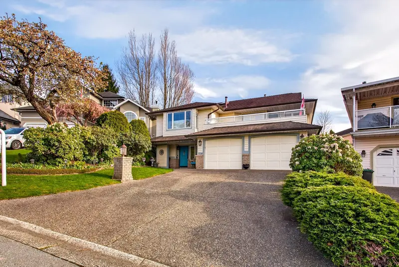 1238 BENNECK WAY - photo 2 of 25