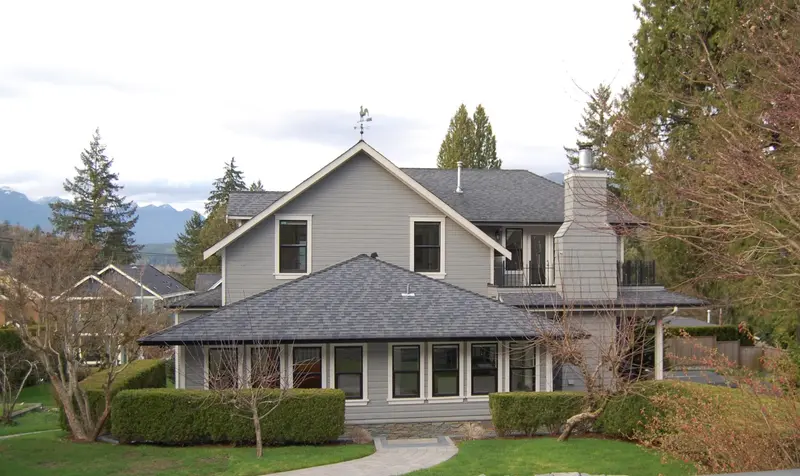 2209 ST. GEORGE STREET - photo 2 of 25