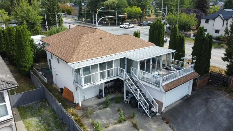 8789 144 STREET - photo 4 of 10