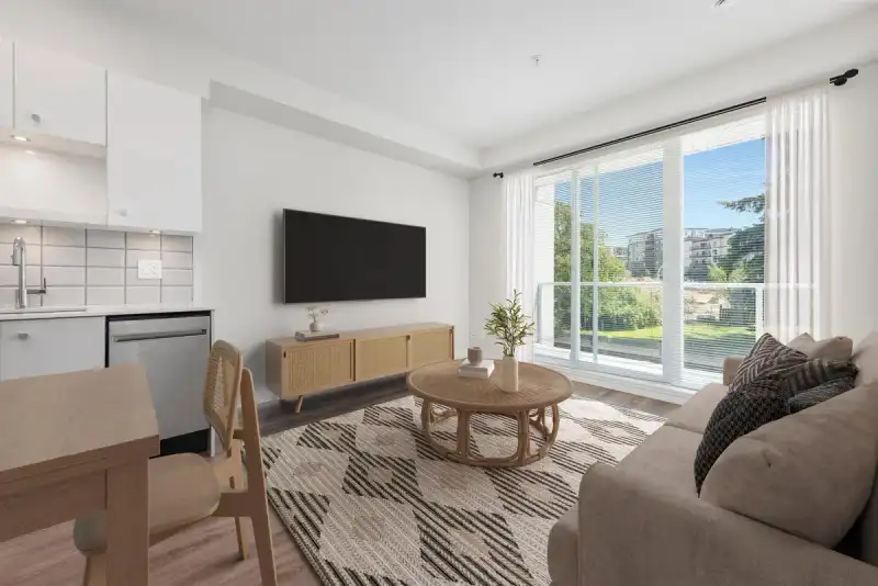 322 10838 WHALLEY BOULEVARD - photo 1 of 26