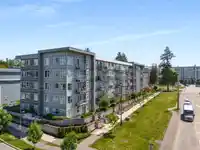 322 10838 WHALLEY BOULEVARD - thumbnail 18