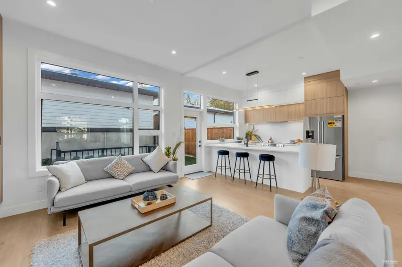 13626 232ST STREET - photo 3 of 24