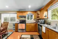 14136 59A AVENUE - thumbnail 3