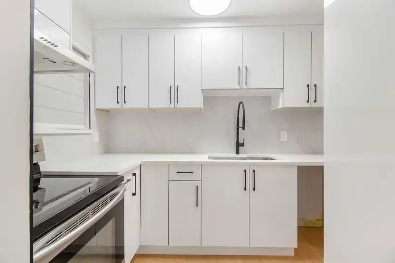 108 13726 67 AVENUE - photo 1 of 16