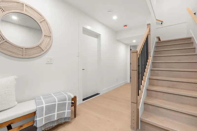 1 2522 CAMPBELL AVENUE - photo 3 of 25