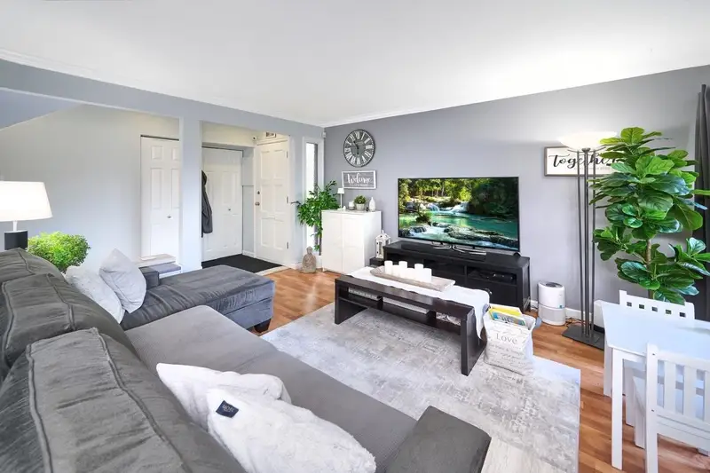 47 9460 GLENALLAN DRIVE - photo 1 of 25