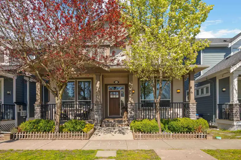 19171 72A AVENUE - photo 1 of 40