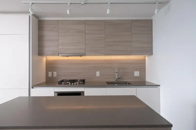 1012 988 QUAYSIDE DRIVE - photo 4 of 25