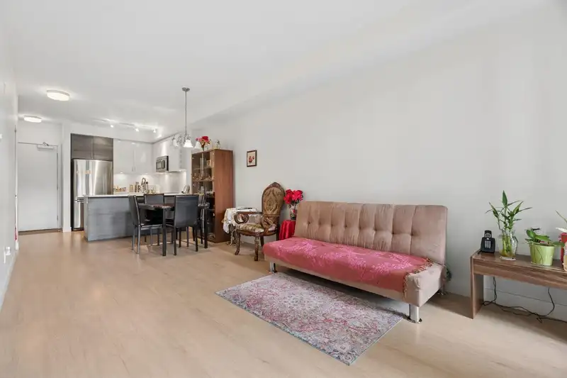 307 13919 FRASER HIGHWAY - photo 2 of 19