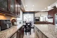 6638 125A STREET - thumbnail 12