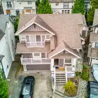 6065 165A STREET - thumbnail 1