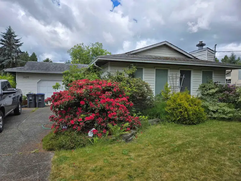 6619 140 STREET - photo 1 of 4