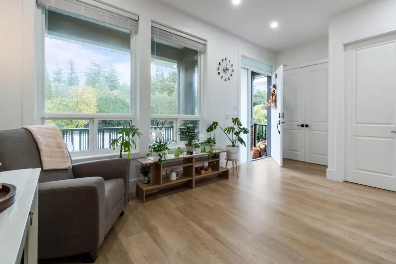 2561 168 STREET - photo 3 of 25