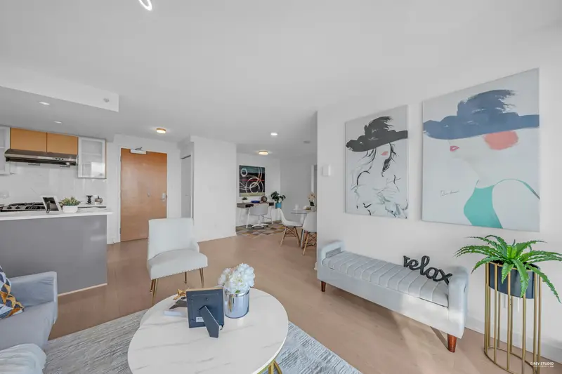 708 7080 NO 3 ROAD - photo 4 of 25