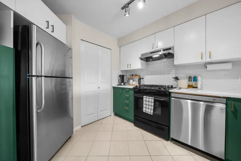 414 9098 HALSTON COURT - photo 3 of 25