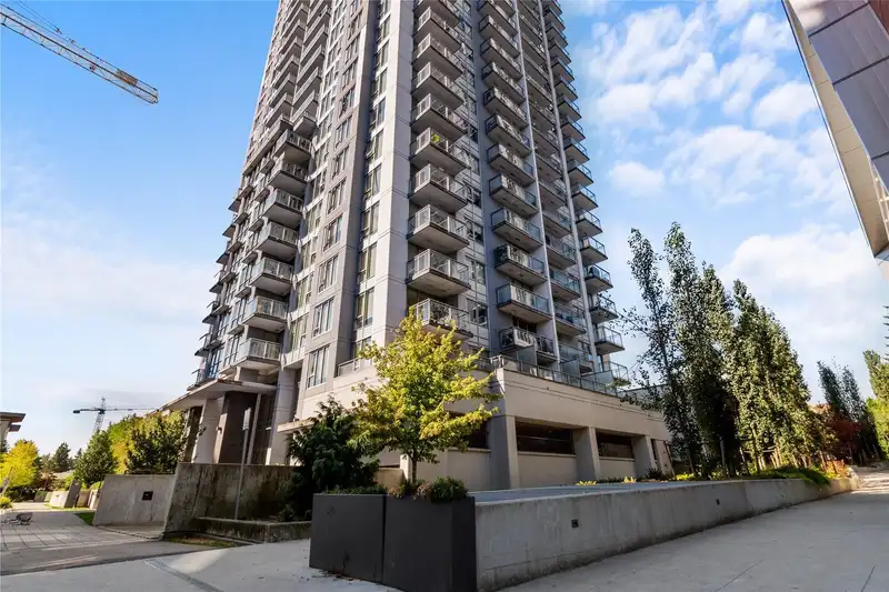 1805 13325 102A AVENUE - photo 1 of 28